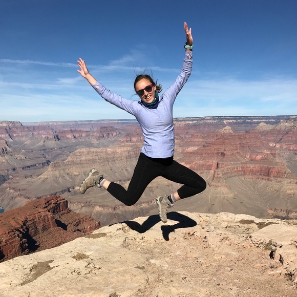 Meet your Posher, Heather - Picture 1 of 1